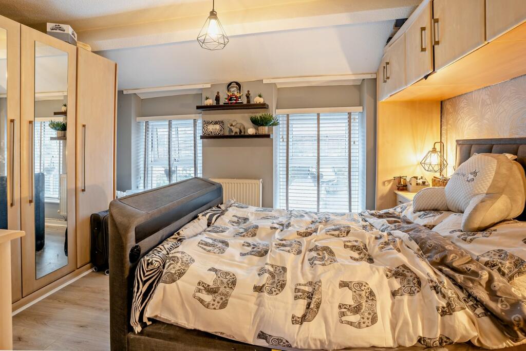 Additional image 10 of Cross Row, Tonypandy, CF40