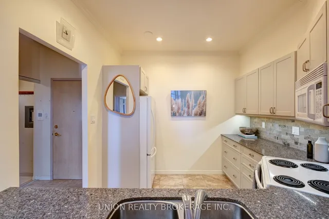 Additional image 7 of 10 Guildwood Pkwy Unit 1417