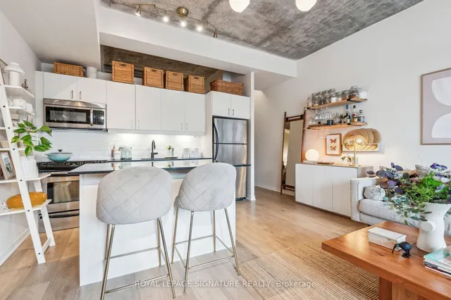 Additional image 18 of 201 Carlaw Ave Unit 702