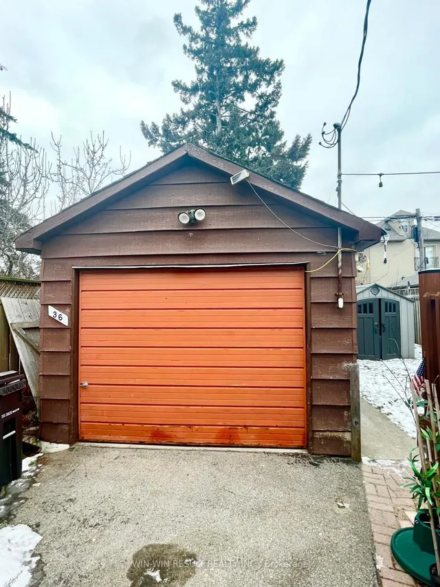 Additional image 7 of 36 Rothsay Ave