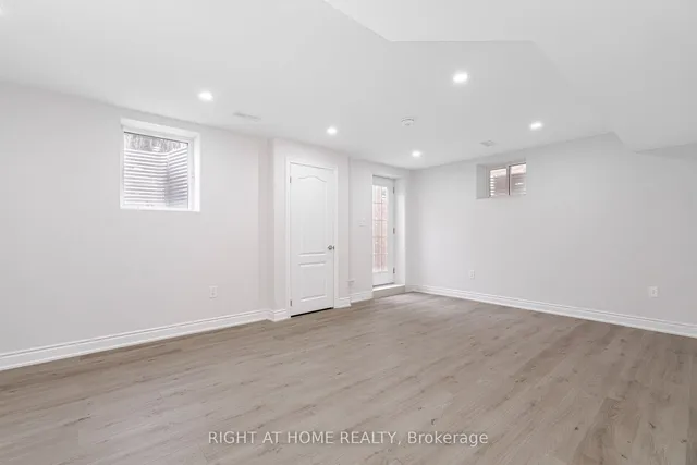 Additional image 36 of 820 Rayner Crt