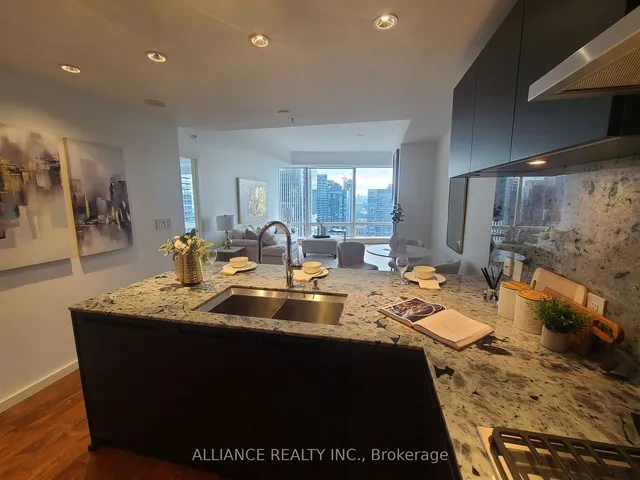 Additional image 13 of 180 University Ave Unit 4302