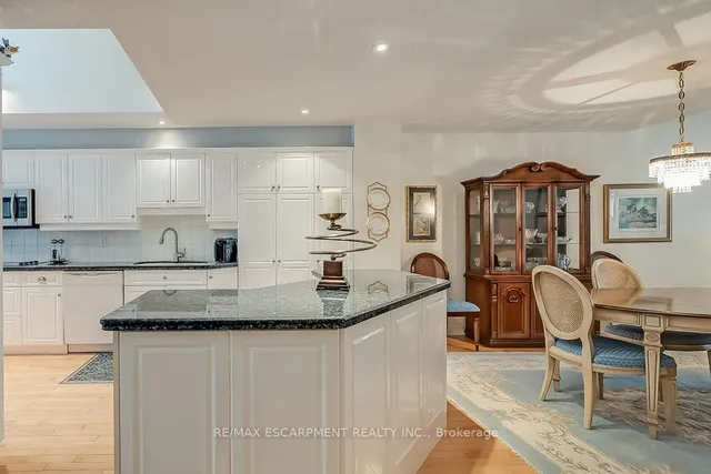 Additional image 11 of 4275 Millcroft Park Dr Unit 15