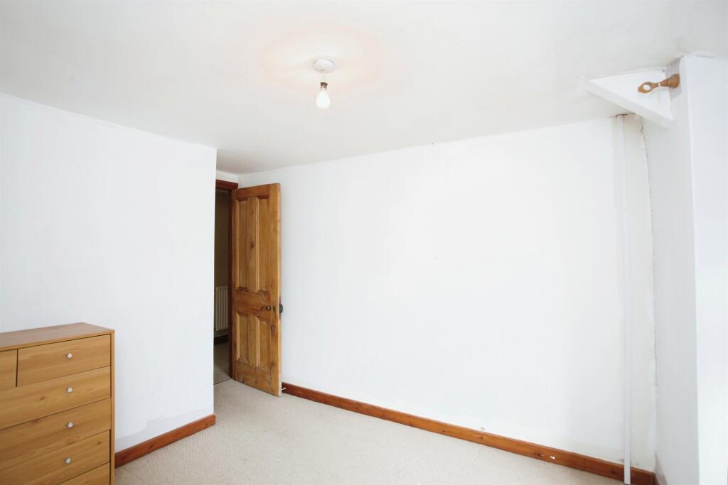 Additional image 15 of Commercial Street, Nelson, Treharris