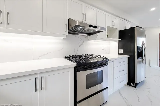 Additional image 25 of 85 Meadowlands Blvd