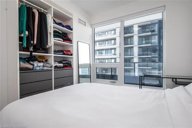 Additional image 20 of 15 Wellington St Unit 1101