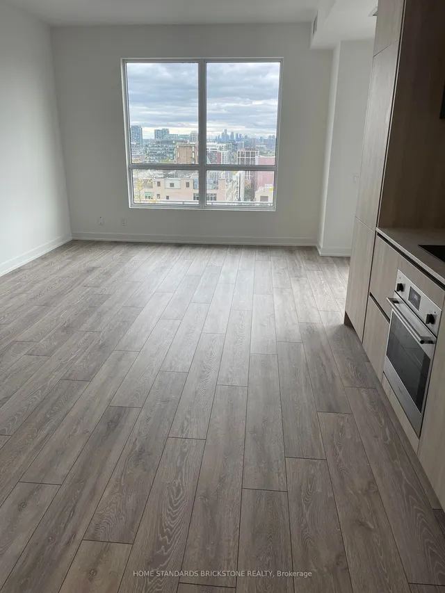 Additional image 4 of 108 Peter St Unit 2011