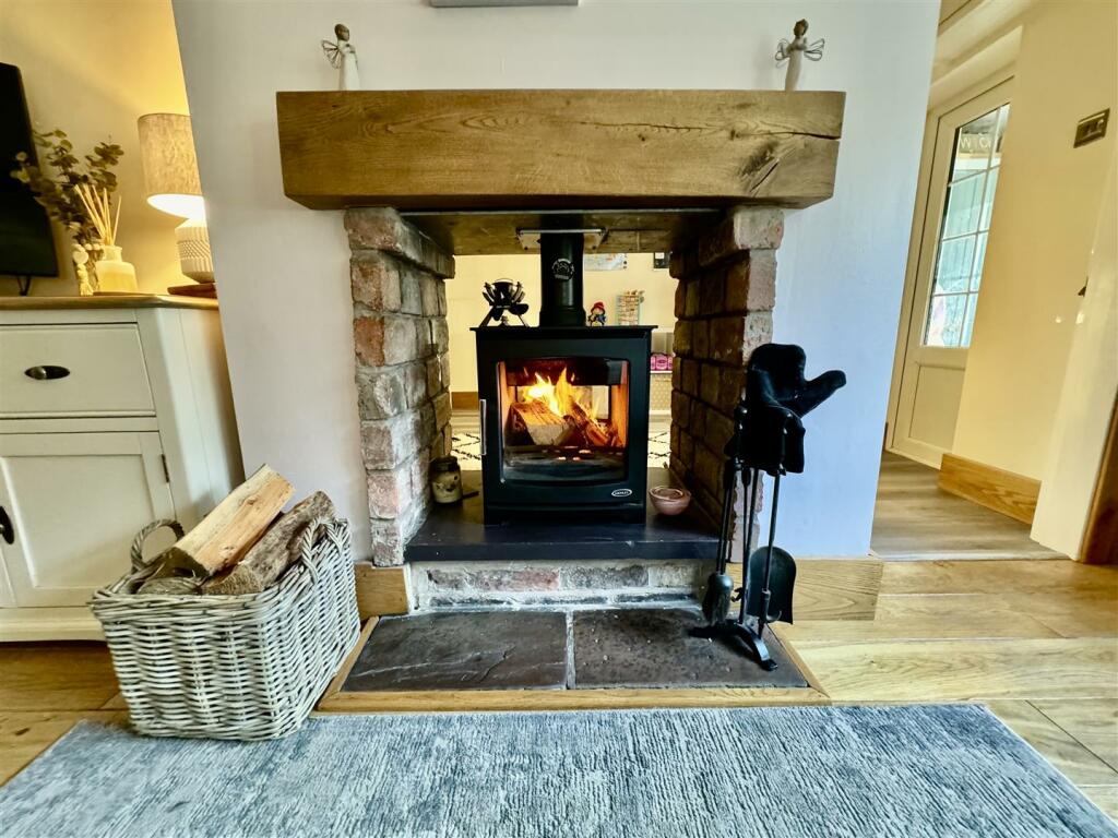 Additional image 4 of Kinnerton Road, Dodleston, Chester