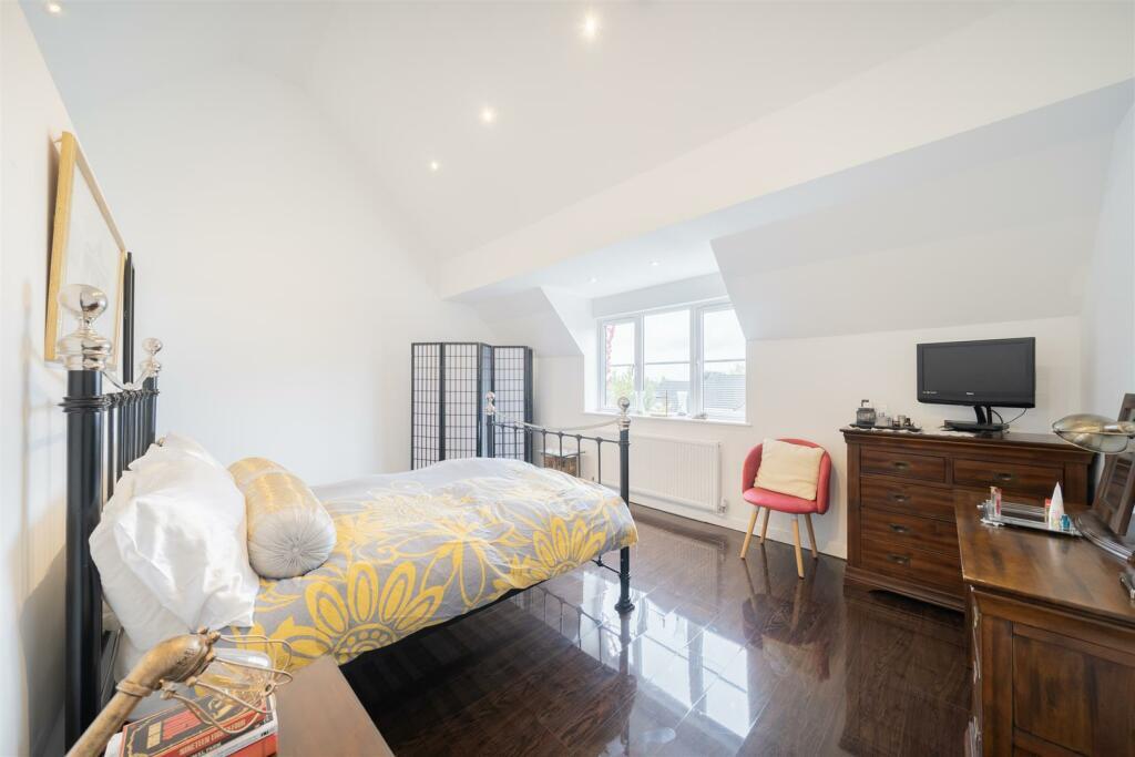 Additional image 15 of East O' Hills Close, Heswall, Wirral, CH60