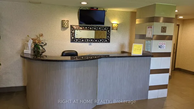 Additional image 4 of 5 Parkway Forest Dr Unit 801