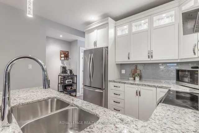 Additional image 12 of 29 1/2 Rosemont Ave