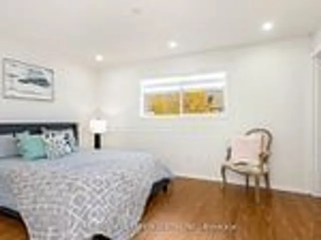 Additional image 15 of 1096 Barclay Circ