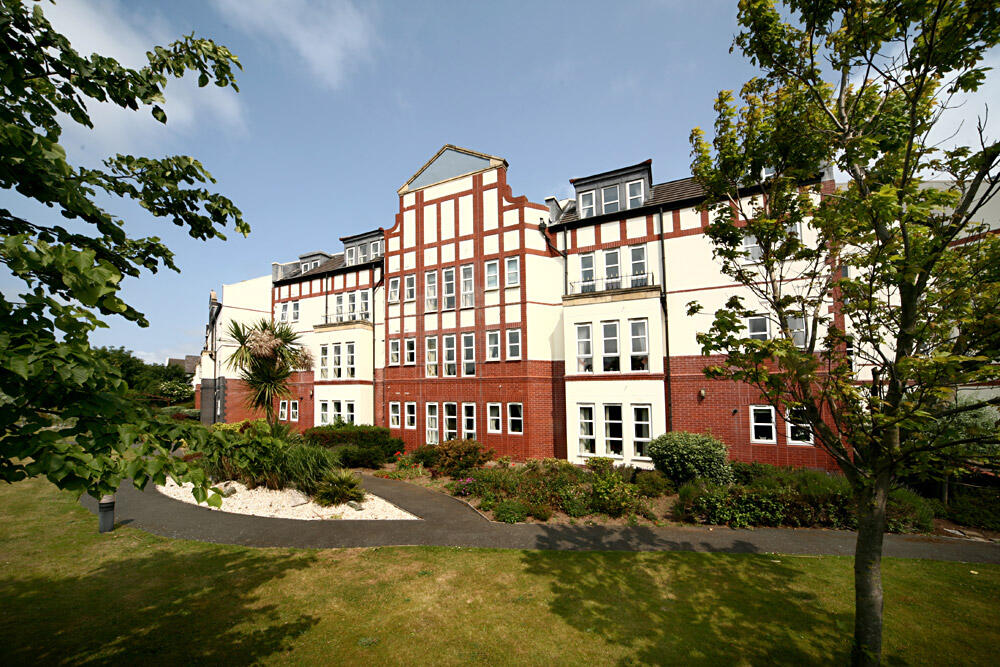 Additional image 3 of 16 Montrose Court, 1a Market Street, Hoylake, Wirral, CH47 2AP