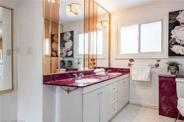 Additional image 26 of 9 Laurier Ave