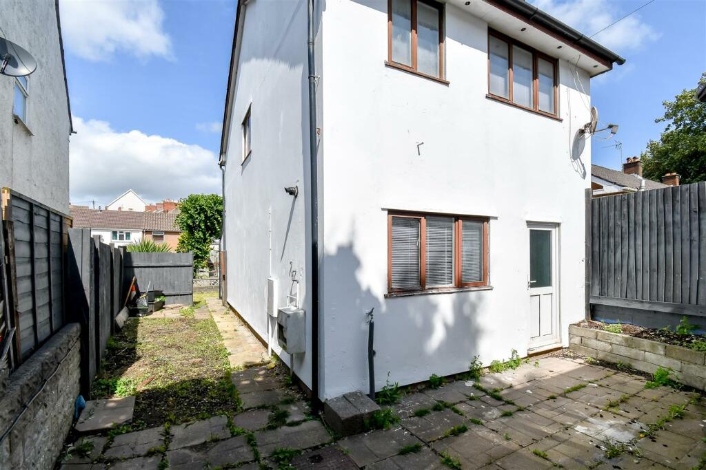 Additional image 8 of Gladstone Road, Barry