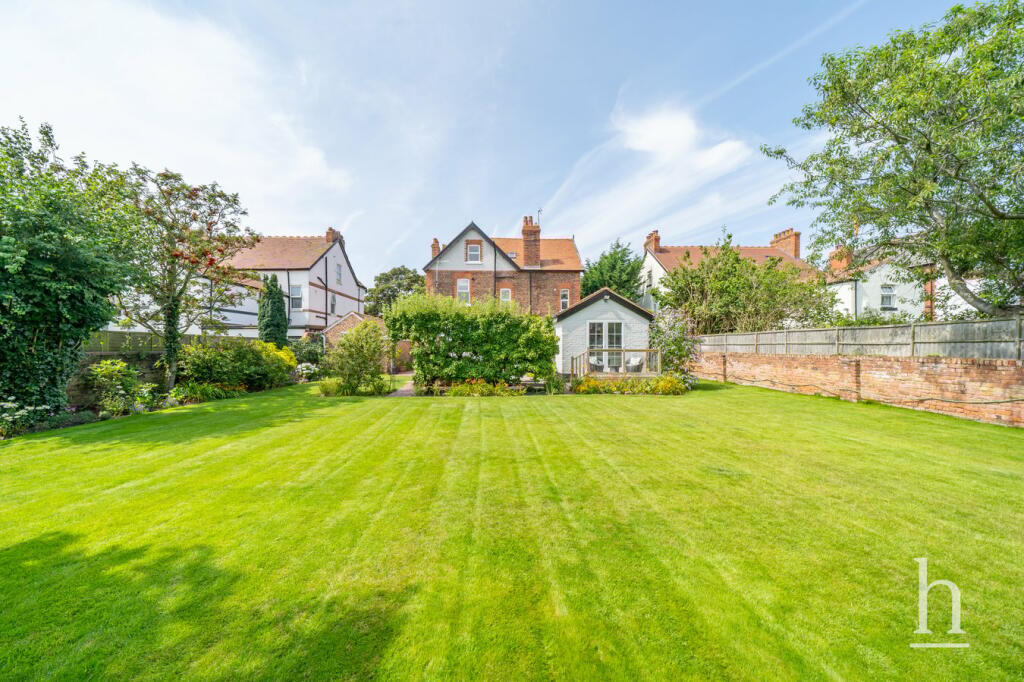 Additional image 43 of Meols Drive, Hoylake, CH47