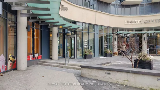 Additional image 25 of 49 East Liberty St Unit 1102