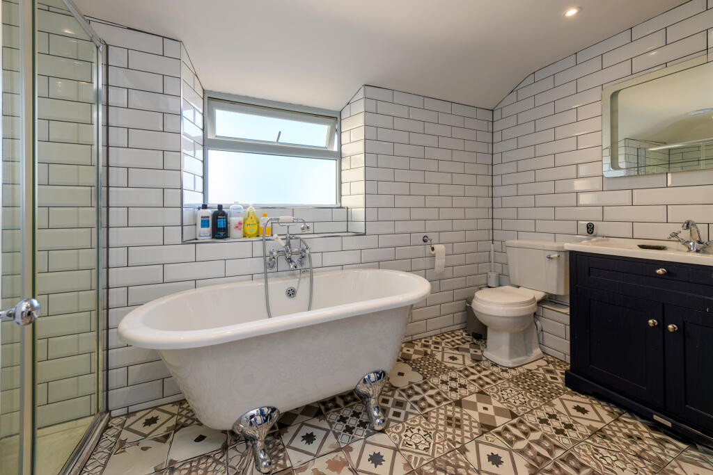 Additional image 13 of High Street, Street