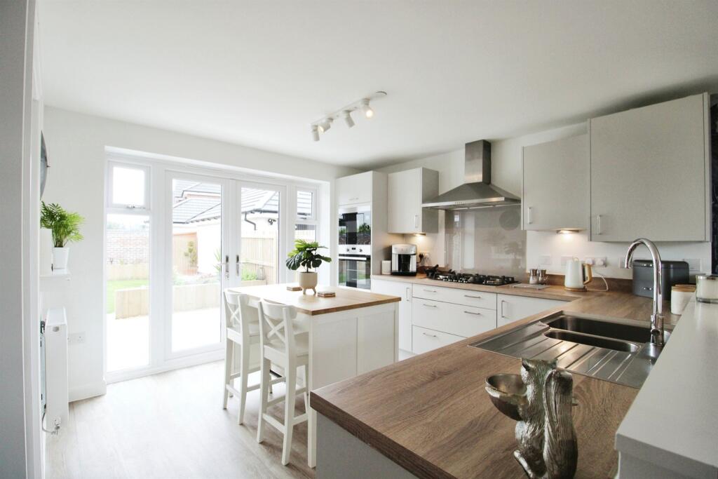 Additional image 9 of Rhodfa'r Hurricane, St. Athan, Barry