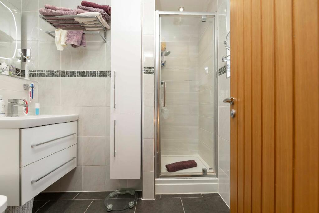 Additional image 18 of Heather Court, Quakers Yard, Treharris