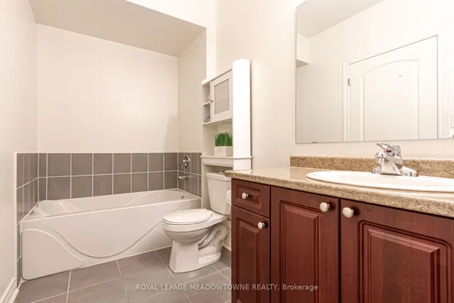 Additional image 14 of 383 Main St Unit 326