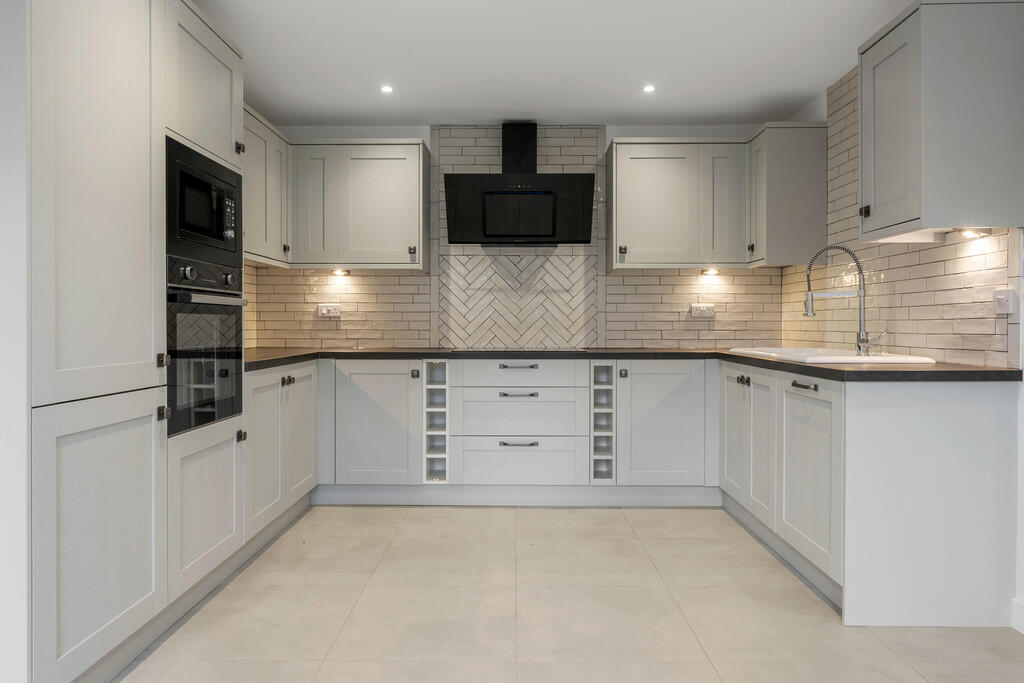 Additional image 2 of Hayes Park, Chester