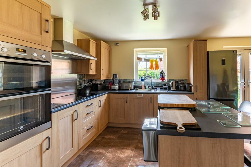 Additional image 8 of Jubilee Close, Midsomer Norton, Radstock