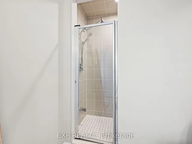 Additional image 30 of 27 Canoe Lane