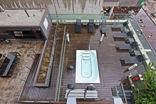 Additional image 31 of 318 Richmond St Unit 1212