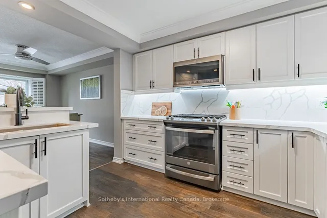 Additional image 9 of 130 Robert St Unit 6