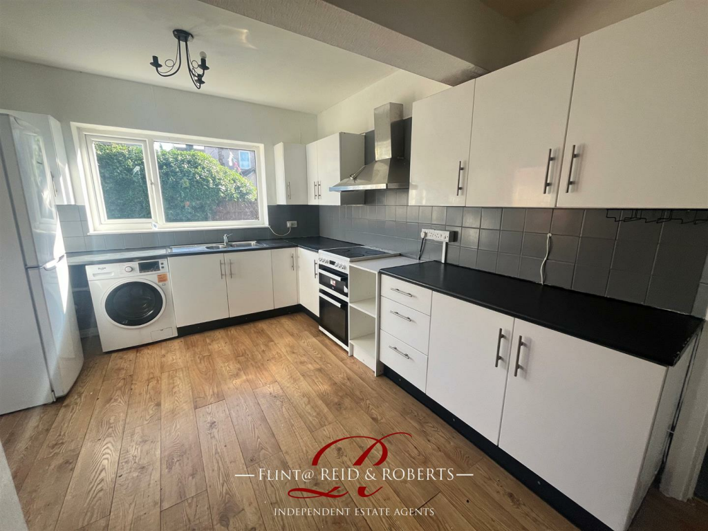 Additional image 5 of Queens Avenue, Flint