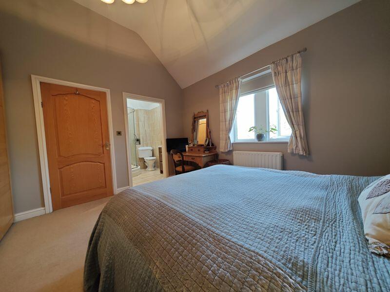 Additional image 26 of Forella, Ainstable