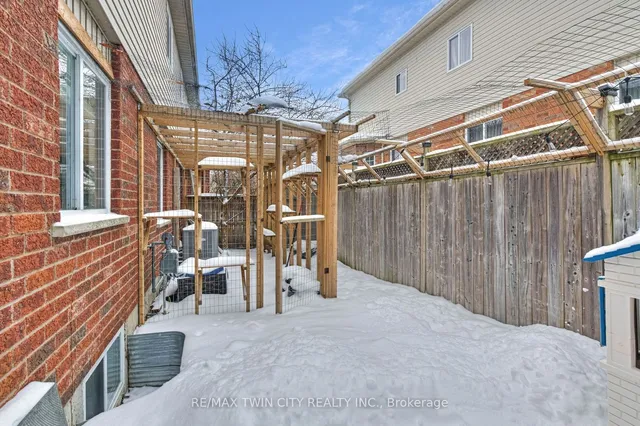 Additional image 31 of 115 Upper Mercer St