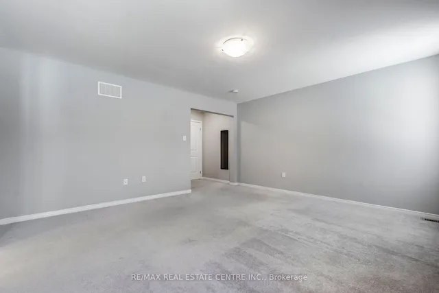 Additional image 33 of 340 Falling Green Cres