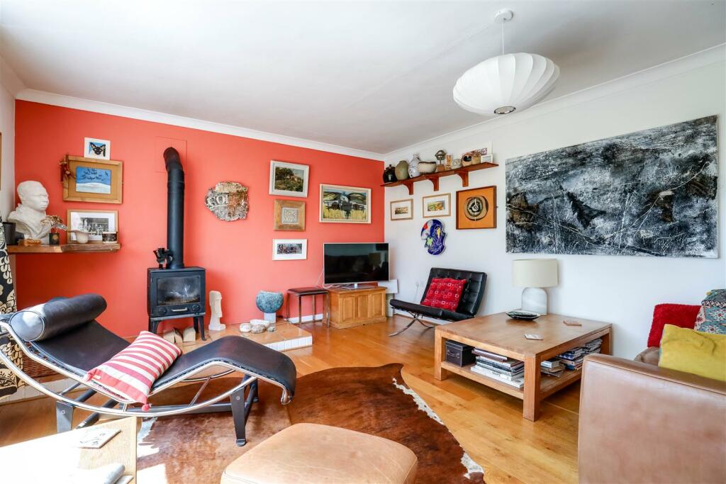 Additional image 8 of Tal Y Llyn, Castle Court, Llandough, Nr Cowbridge, Vale Of Glamorgan, CF71 7LZ