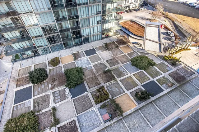 Additional image 28 of 88 Park Lawn Rd Unit 911