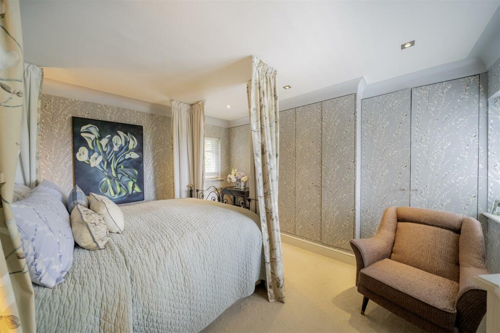 Additional image 20 of Oldfield Way, Heswall, Wirral