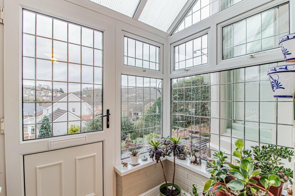 Additional image 33 of Lanelay Crescent, Pontypridd, CF37