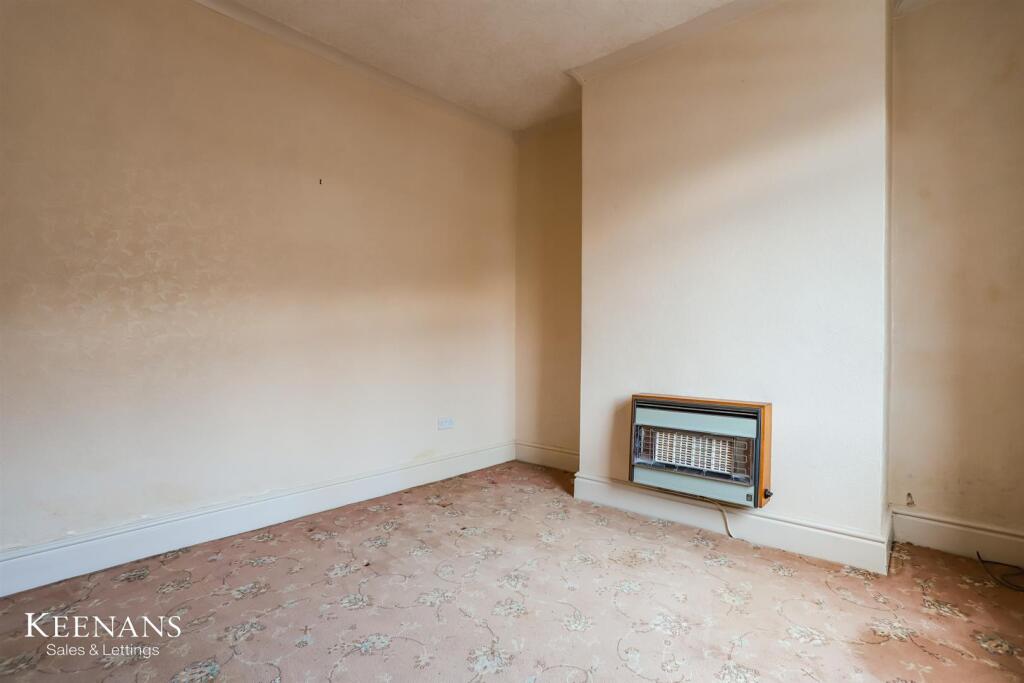 Additional image 17 of Straits Lane, Read