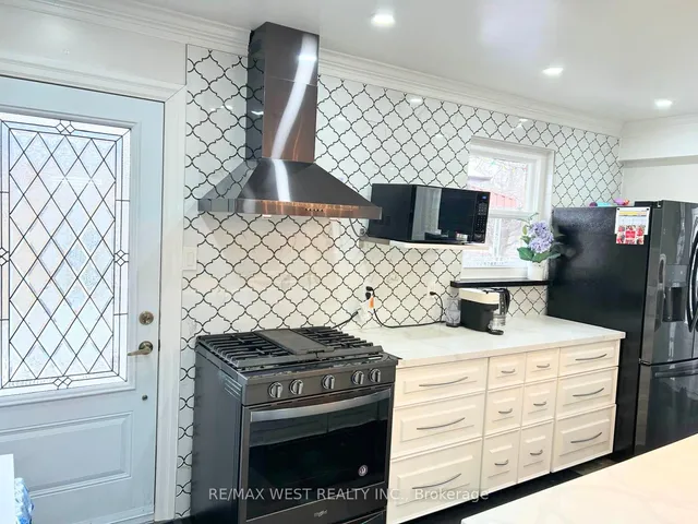 Additional image 8 of 59 Verobeach Blvd