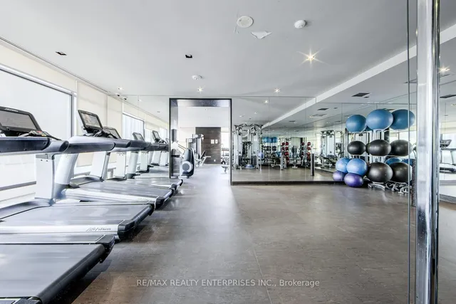 Additional image 34 of 18 Yorkville Ave Unit 315