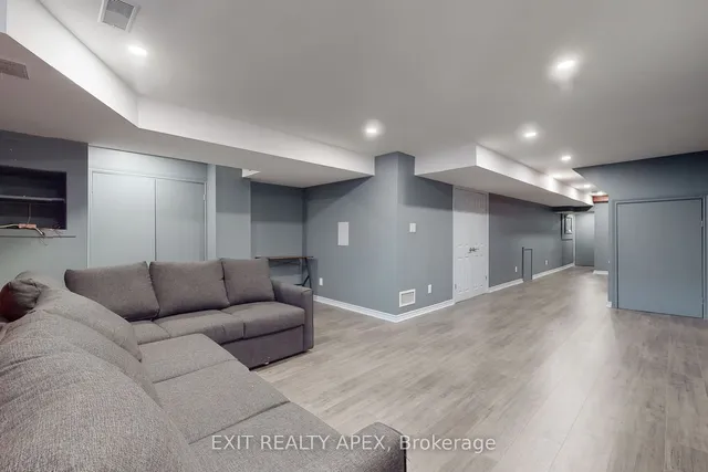 Additional image 32 of 343 Bussel Cres