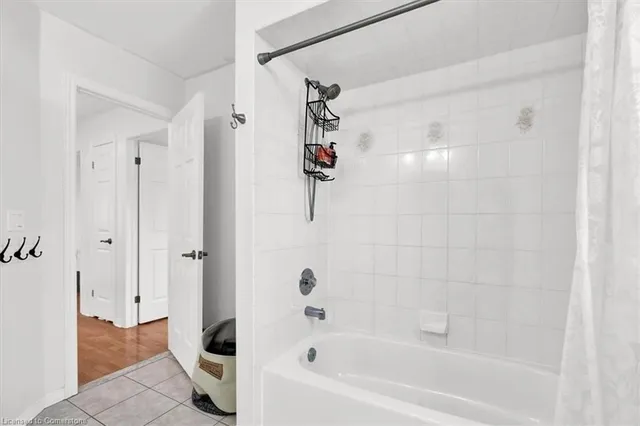 Additional image 35 of 13 Treeview Crt