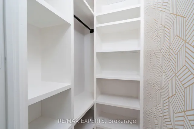 Additional image 32 of 50 George Butchart Dr Unit 102