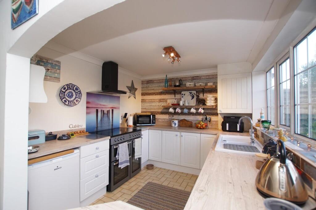 Additional image 18 of Lakelands Close, Eastbourne