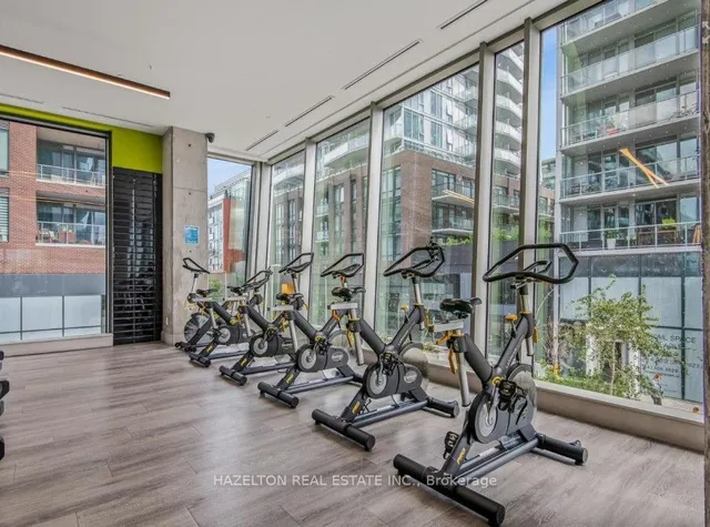 Additional image 27 of 15 Baseball Pl Unit 815