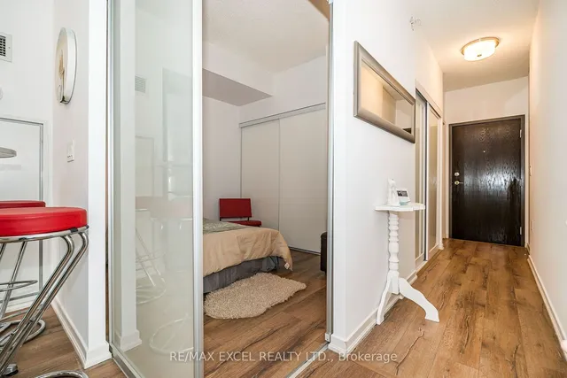 Additional image 14 of 36 Lisgar St Unit #821W