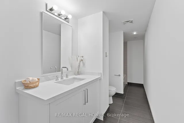 Additional image 20 of 36 Lisgar St Unit 1201E