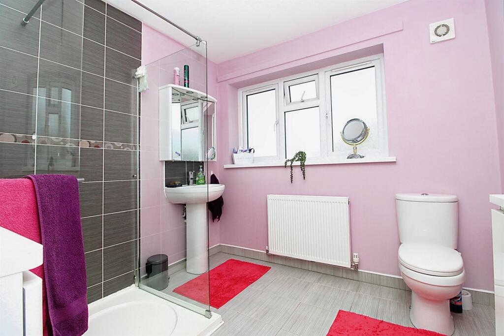 Additional image 31 of Hayes Lane, Sully, Penarth