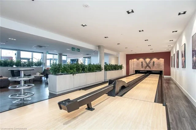 Additional image 38 of 15 Wellington St Unit 1101